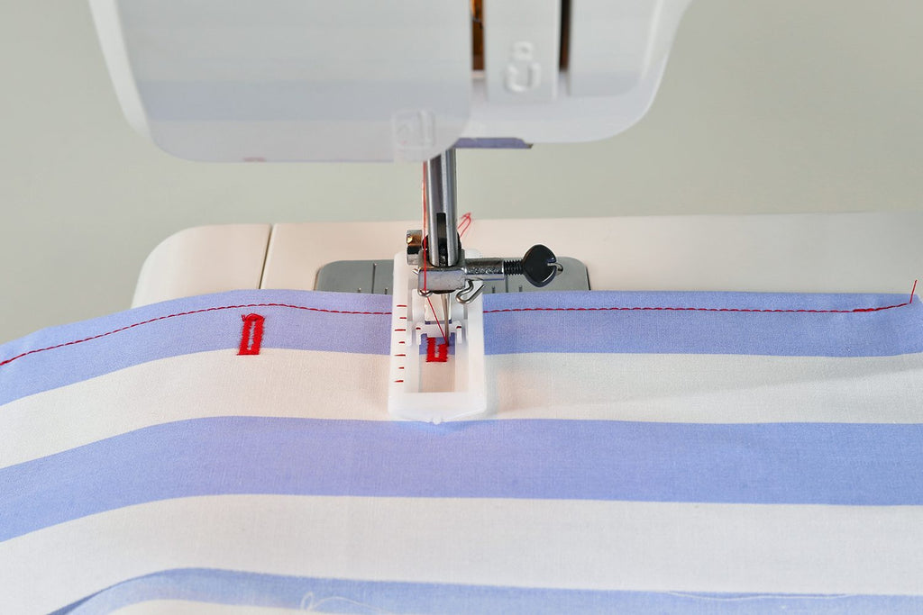 Elna 2000 Mechanical Sewing Machine